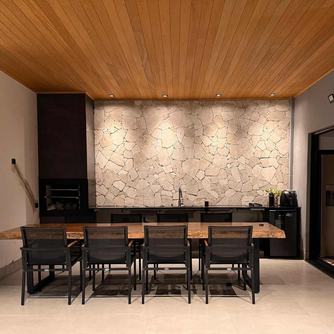 Canva 2 - Forro Cerejeira 10 cm -Padrão 1080 x 1080