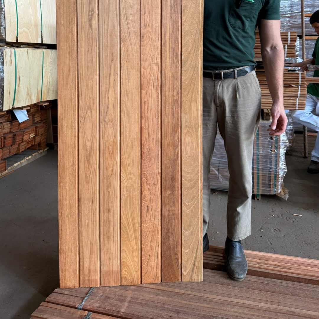 Canva 4 - Forro Jatoba Extra 10cm - Padrão 1080 x 1080 Forro Jatoba Extra 10cm