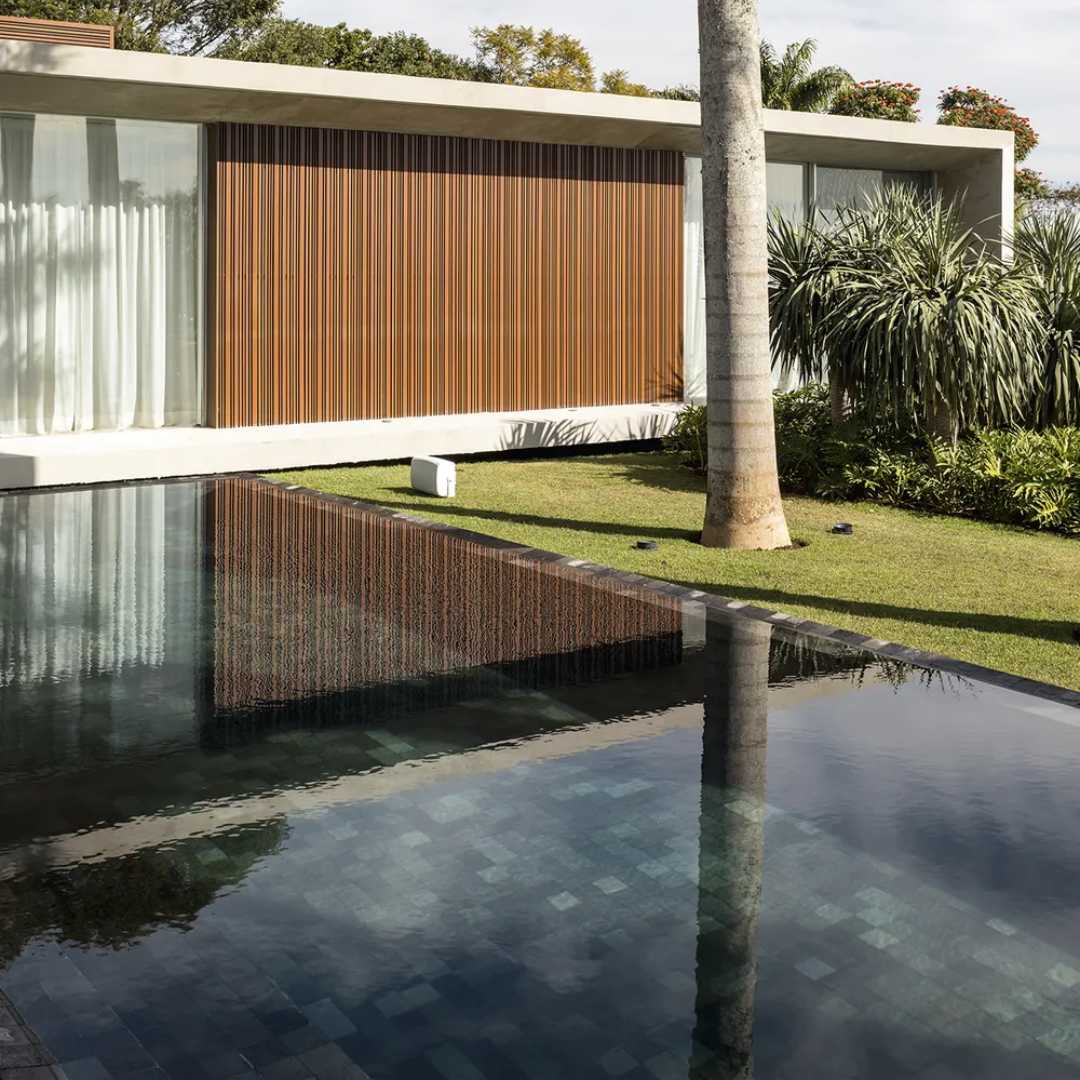 Canva 2 - Deck Ipe Tabaco Segunda Qualidade 5cm - Padrão 1080 x 1080 Deck Ipe Tabaco Segunda Qualidade 5cm