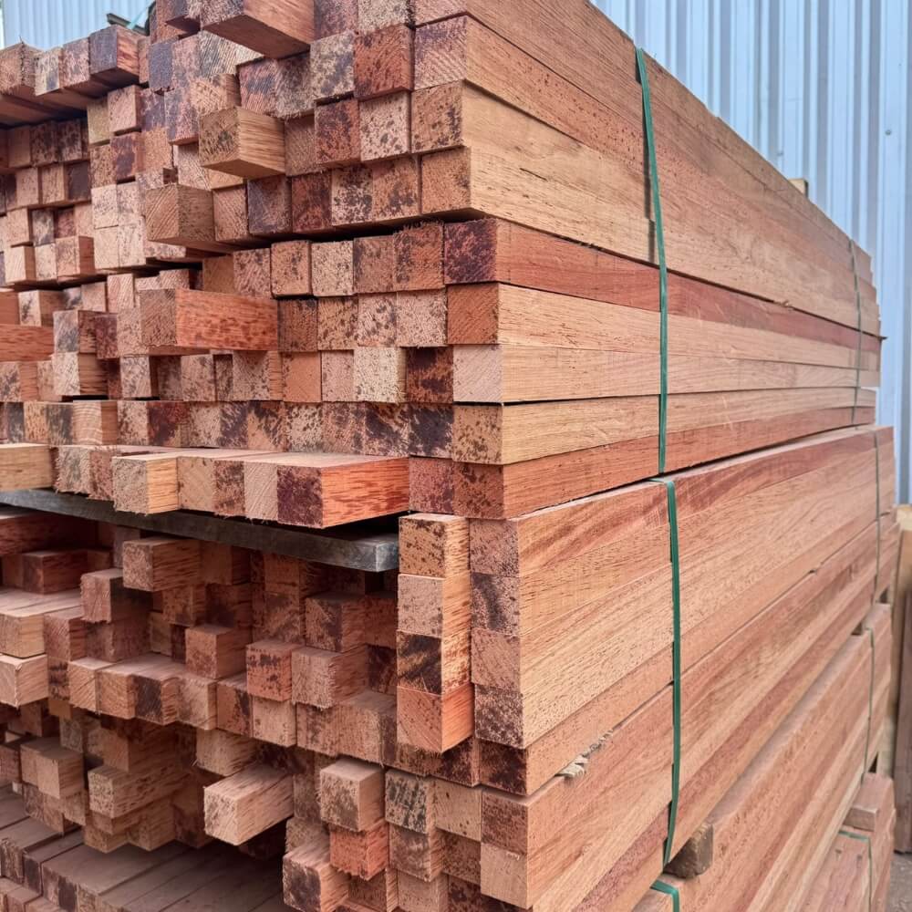 Ripa de Cedrinho 4,5x4,5 Ripa de Cedrinho 4,5x4,5