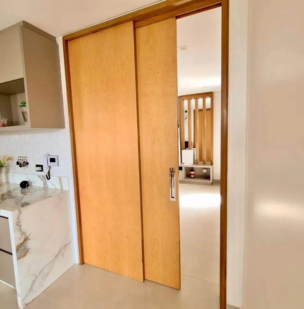 Porta de Correr Tauari 210x62x3,5 Porta de Correr Tauari 210x62x3,5