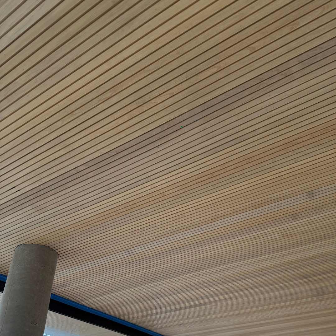 Canva 2 - Ripado de Madeira Abiurana Extra 9cm - Padrão 1080 x 1080 (1)