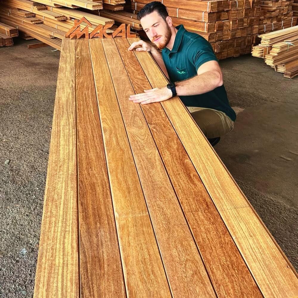 lambri-de-madeira-cumaru-extra-10-cm-junta-v