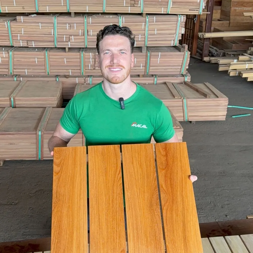 Deck Cumaru Extra 14cm - Peças de 1,85m Deck Cumaru Extra 14cm - Peças de 1,85m