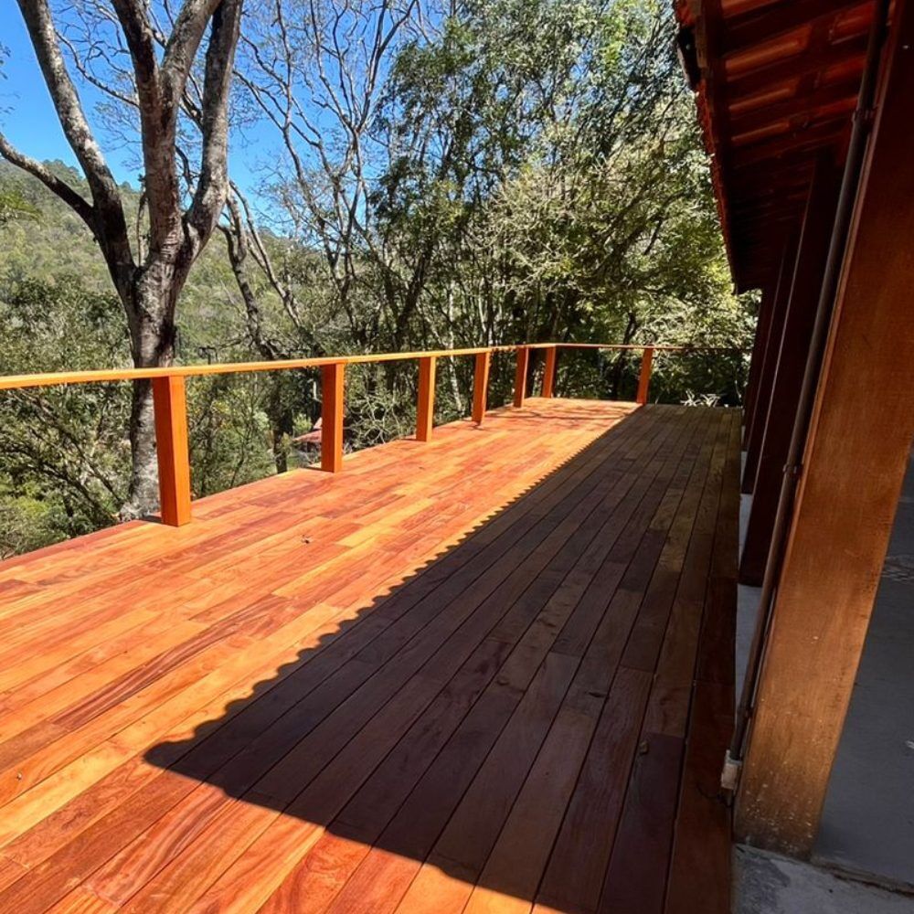 Deck Cumaru Extra 14cm - Peças de 1,24m Deck Cumaru Extra 14cm - Peças de 1,24m