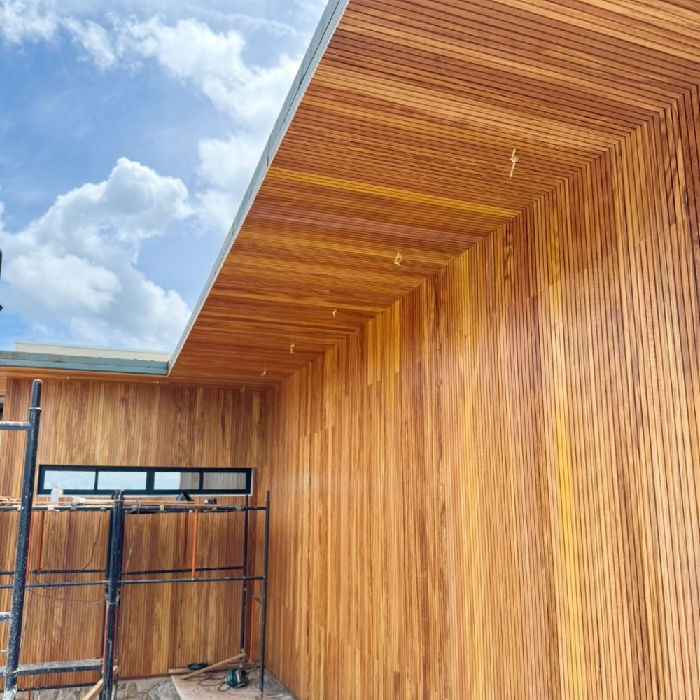 Painel Ripado Sucupira Amarela 10cm 08