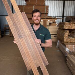 Painel Ripado Cumaru Extra 7cm - Peças de 3,25m