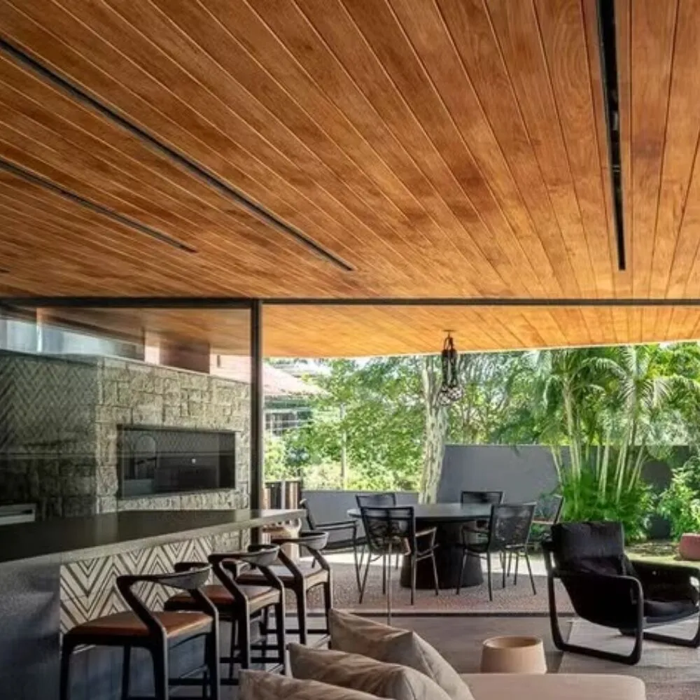 xr:d:DAF9nvQmb8U:148,j:6040875797876481196,t:24032516