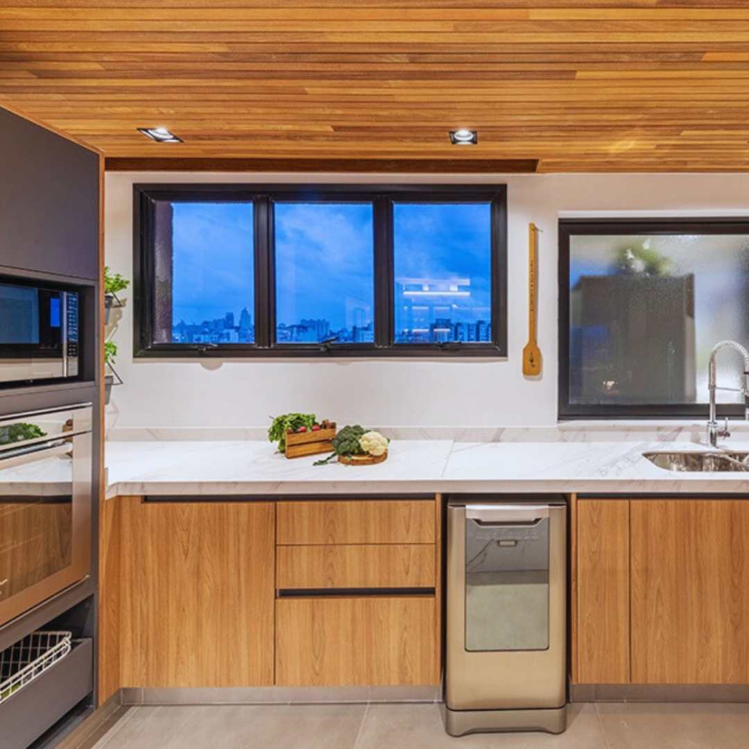 Canva 1 - Forro Cumaru Extra 10 cm - Padrão 1080 x 1080 Forro Cumaru Extra 10 cm