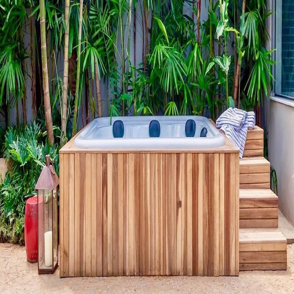 deck-cumaru-rajado-7cm-instalado-jacuzzi