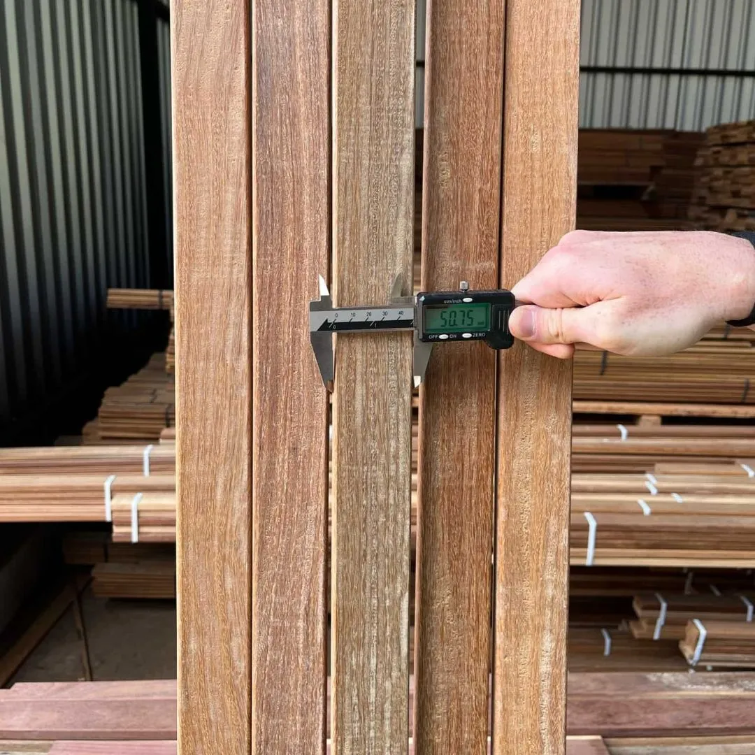 deck-cumaru-extra-5cm-curto Deck Cumaru Extra 5cm Curto