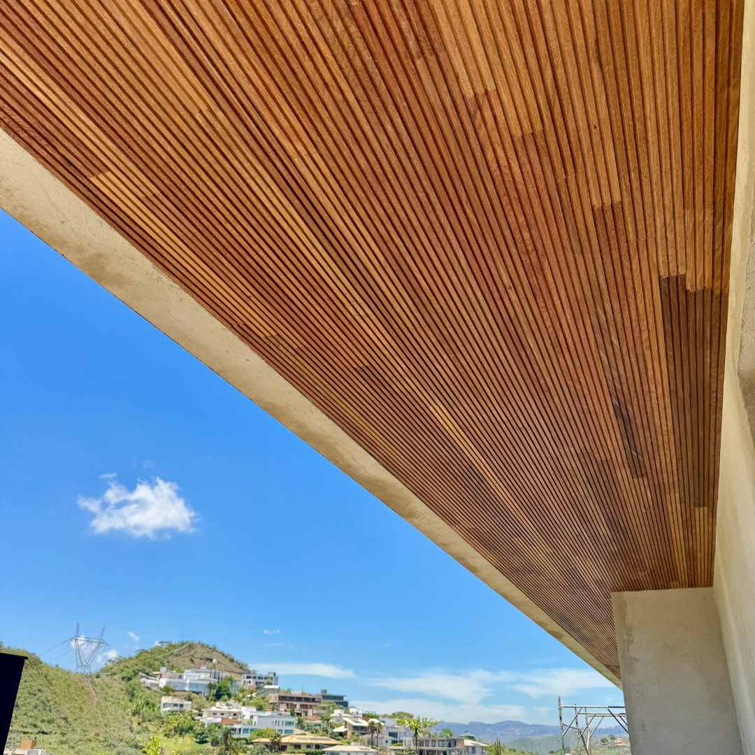 Canva 1 - Ripado de Madeira Cumaru Extra 7cm - Padrão 1080 x 1080 Ripado de Madeira Cumaru Extra 7cm