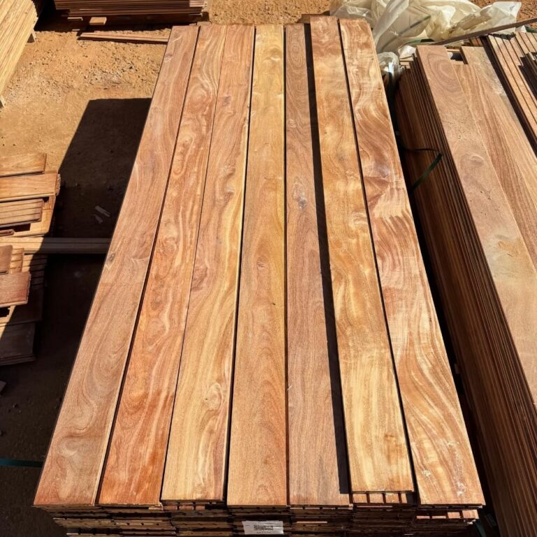 Assoalho Cumaru Extra 14cm Com Nó - Peças de 92cm
