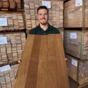 Assoalho de Madeira Angelim Ouro Extra 14cm - 100% Peças de 2,49m